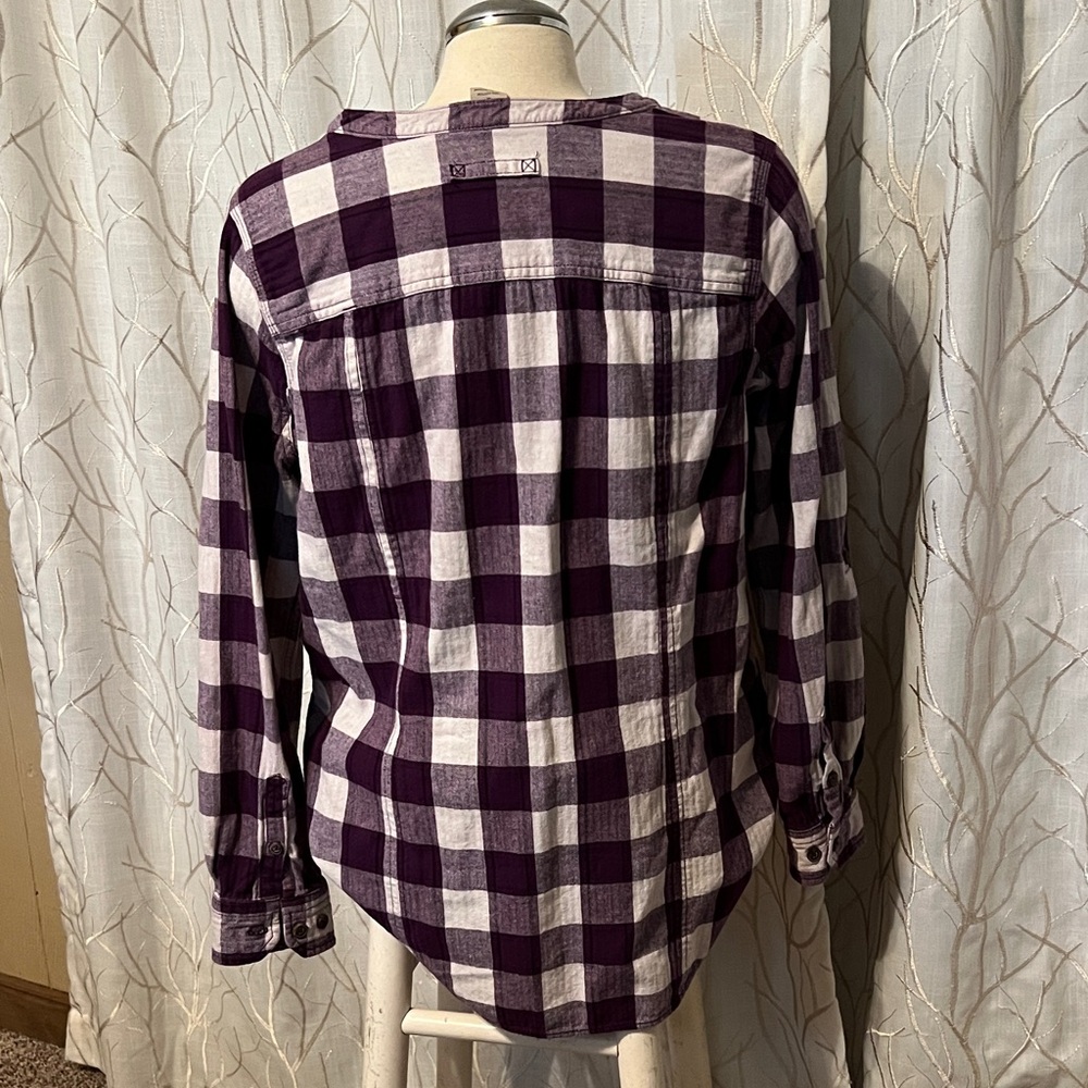 Duluth Trading Co Purple Plaid Button Down Shirt - Picture 2 of 6